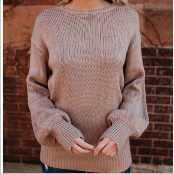 New Sexy Backless Chunky Knit Sweater - Picture 7 of 11